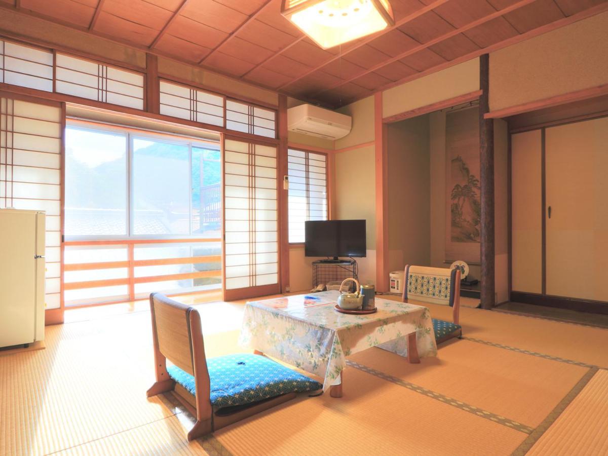 Ougiya Ryokan Toyooka  Exterior photo